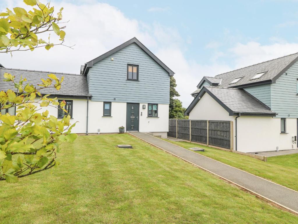 7 Parc Delfryn, Brynteg
