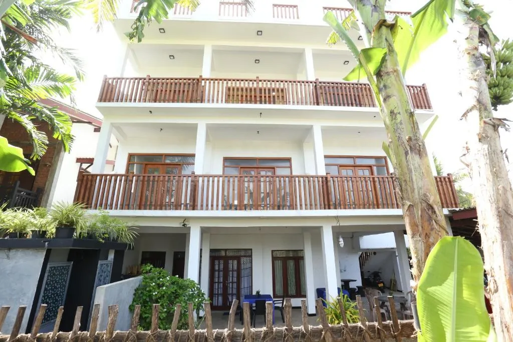 Sisi's Place, hotel in Bentota