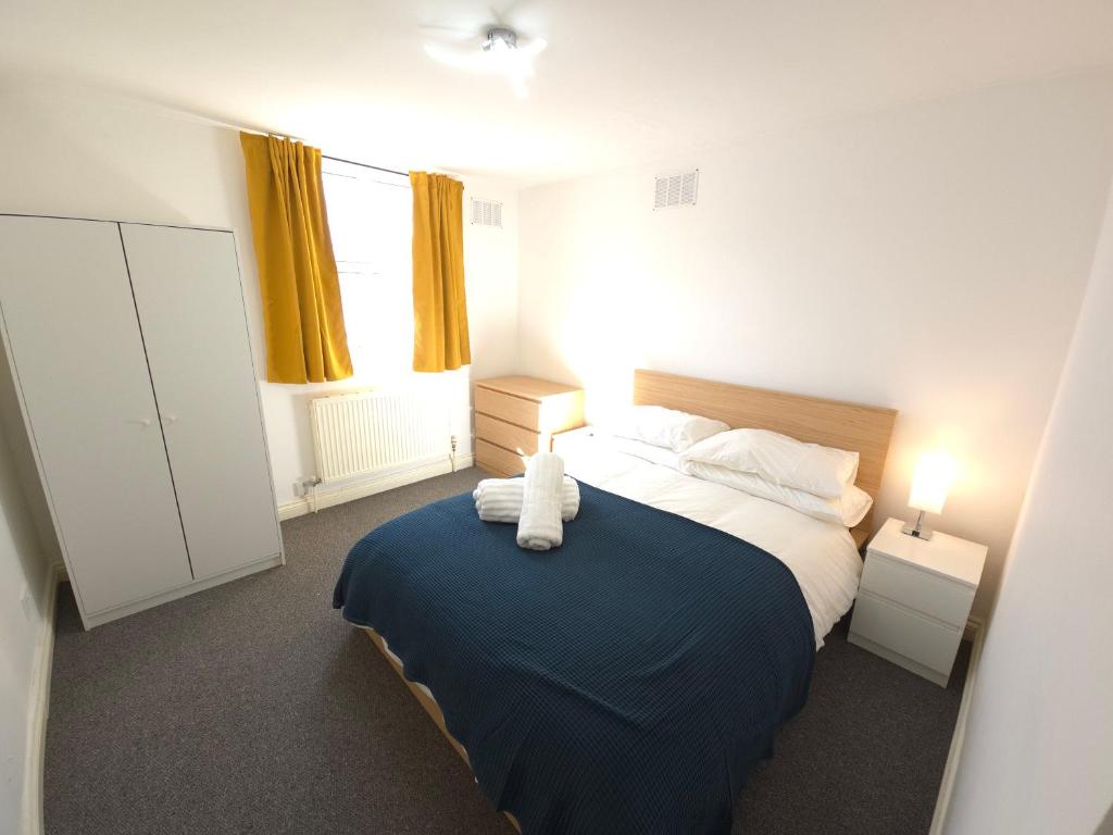 The Flat - 2 Bedroom apartment, Londýn