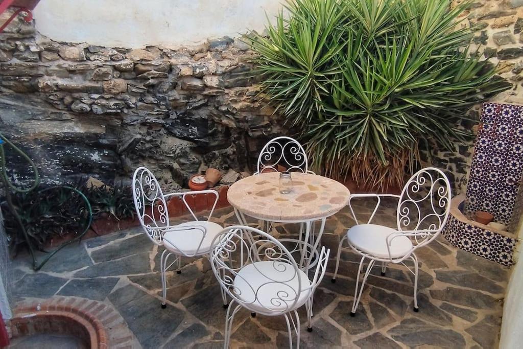 Casa céntrica con terraza y patio - 3