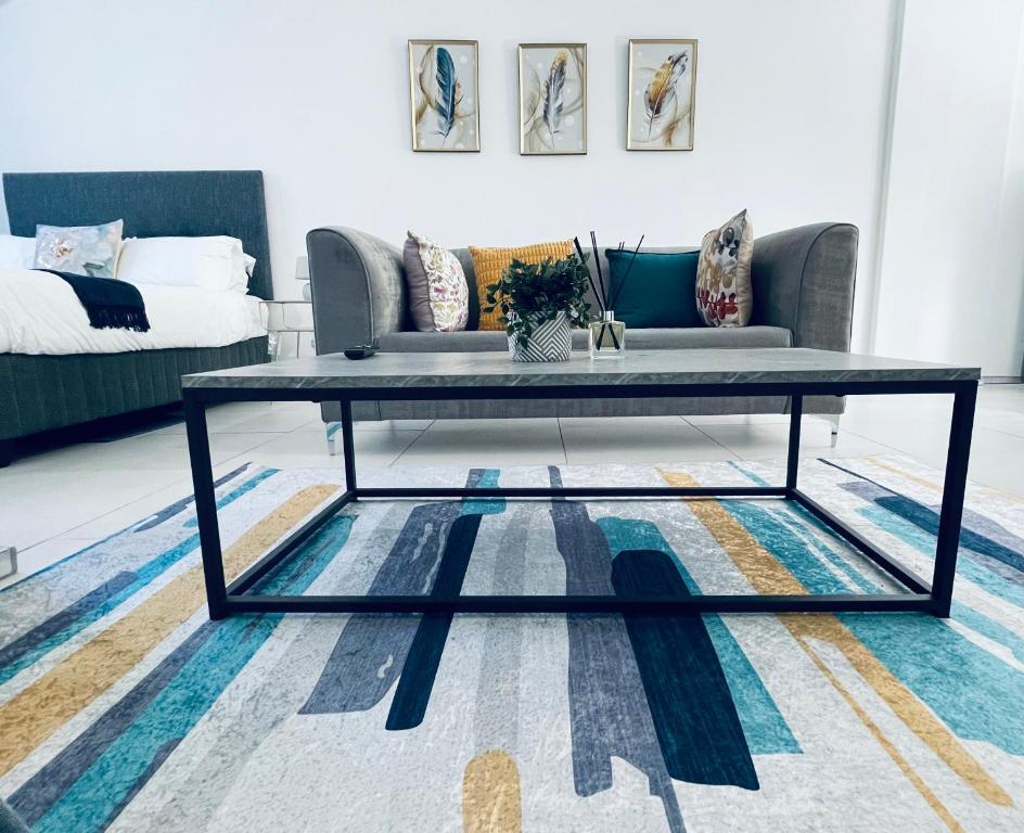 Studio at Illovo Mews, Sandton