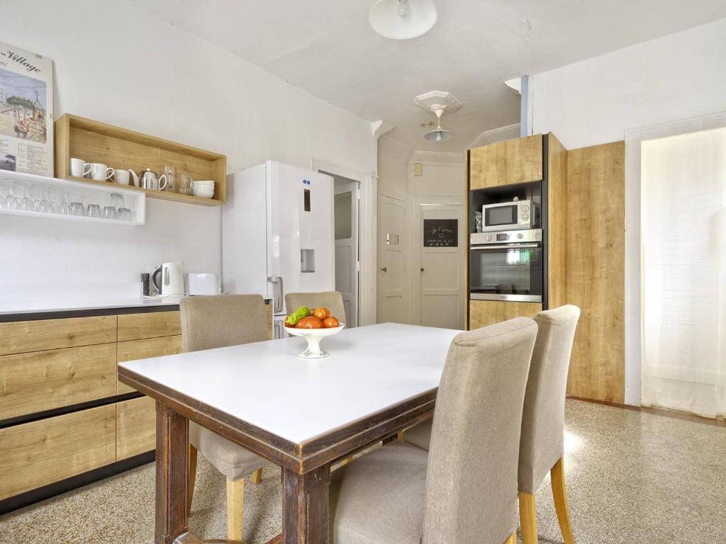 Arcachon : Appartement T4 avec terrasse et parking à 400m de la plage ! - FR-1-433-128 - 3