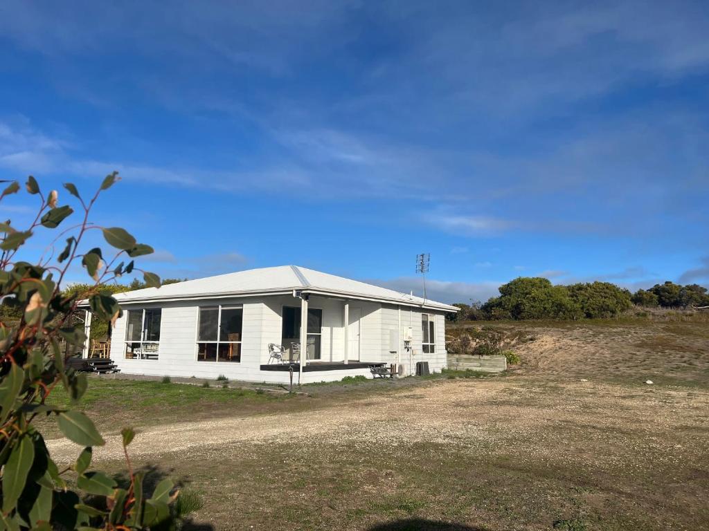 Ramblers Croft - WiFi Pet Friendly inside, Robe