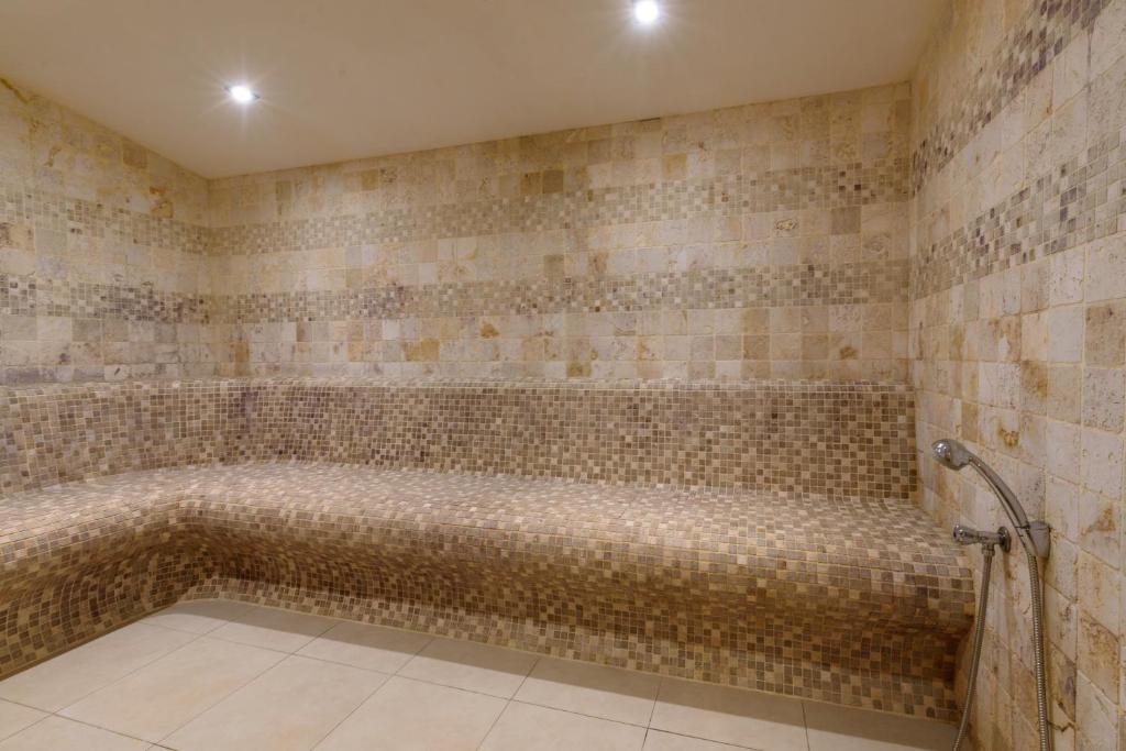 Lion Hotel Borovets — Spa in Samokov, Sofia (province)