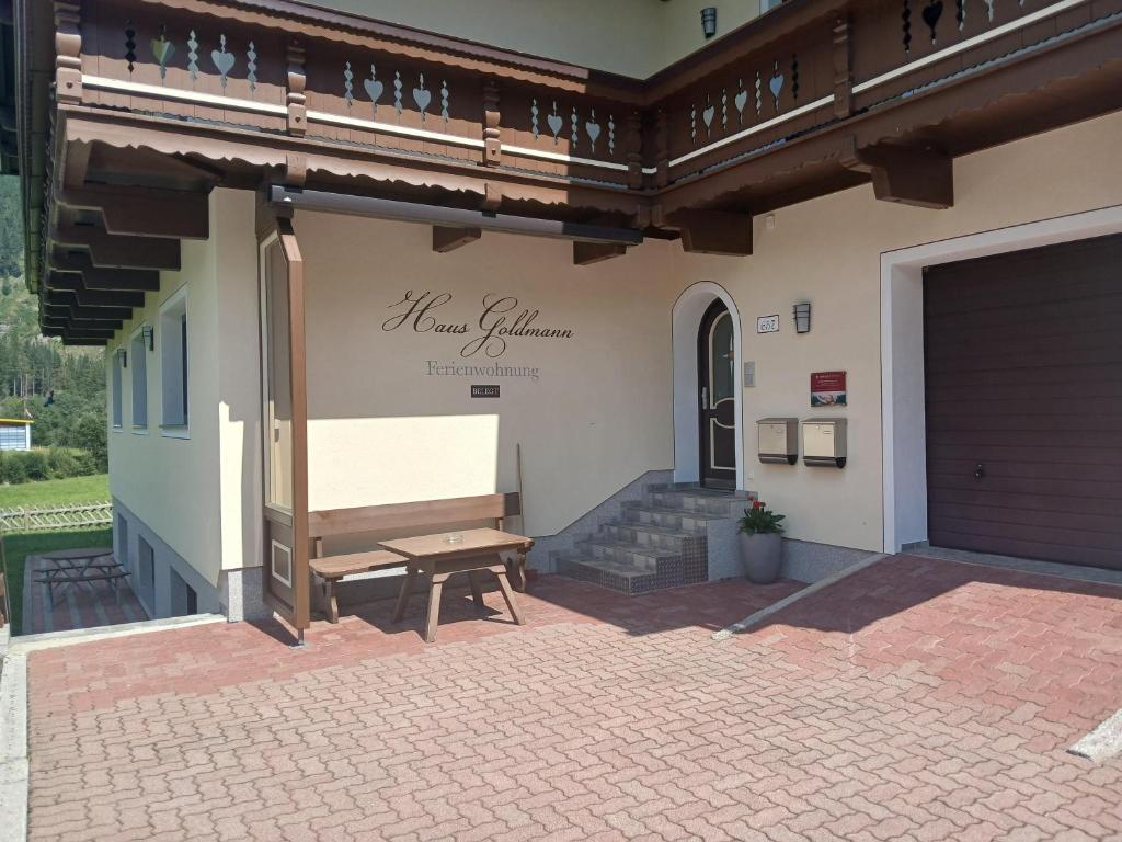 Goldmann, Haus - 2