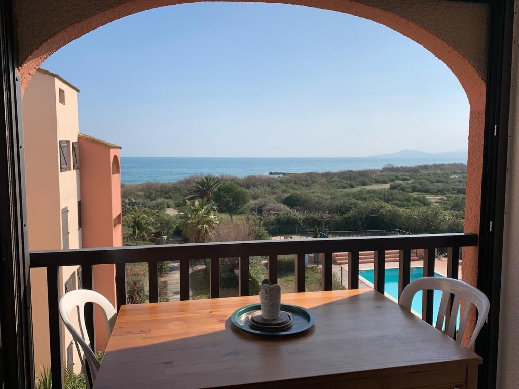 Tropique : Appart vue mer et piscine, Saint-Cyprien