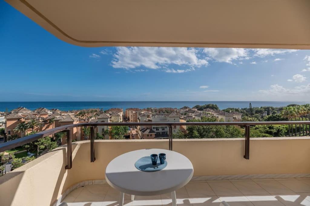 Charming Apartment with Sea Views - 4