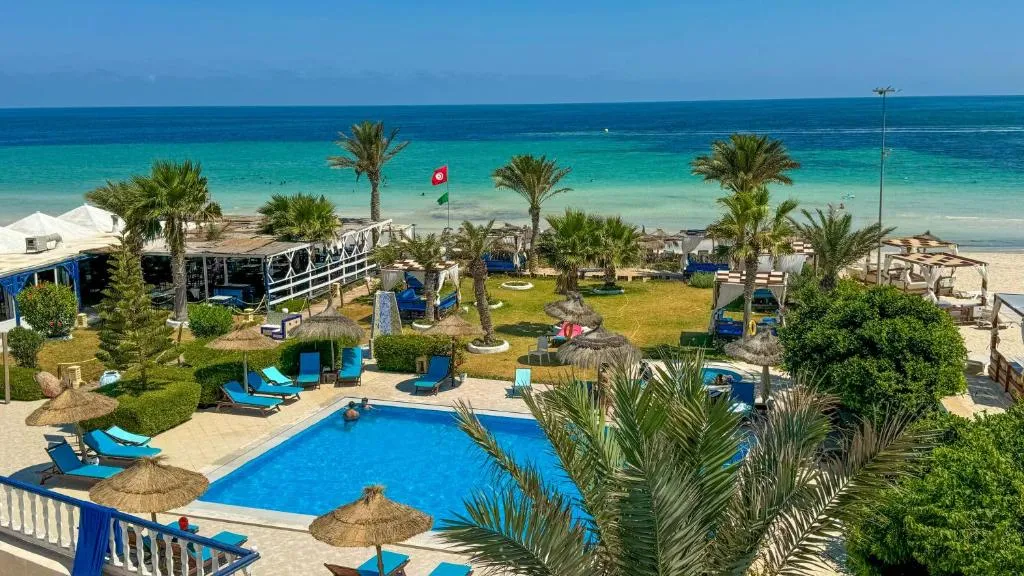 Hotel de charme et SPA Dar El Bhar，位于迈来亚的酒店