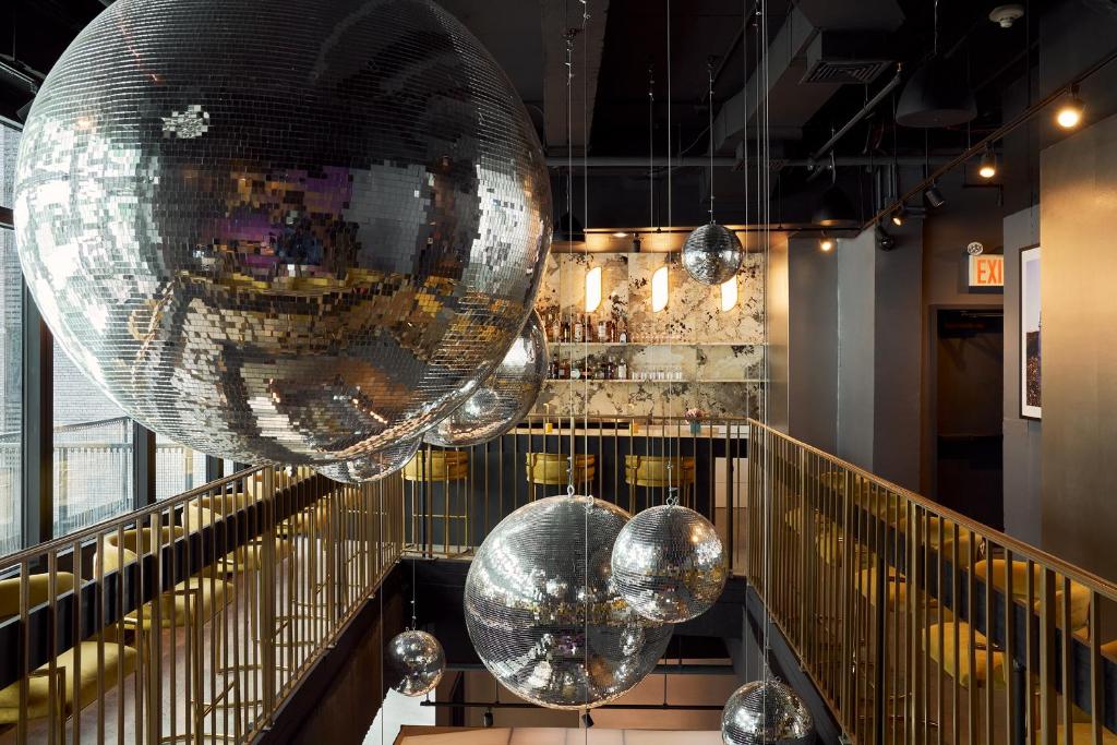 Bar/lounge