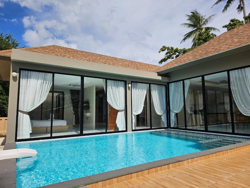 Baan First Pool Villa, Ban Ko Khwan