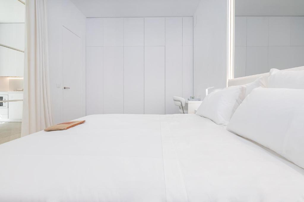 BHost - Lumière Suites - 2
