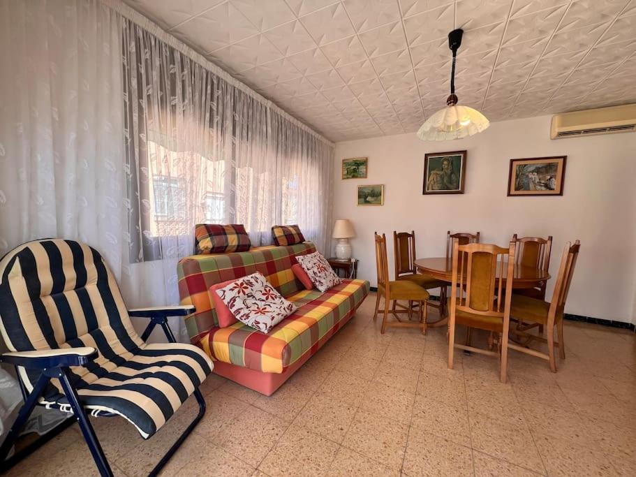 Piso completo y cómodo en Cunit, Cunit