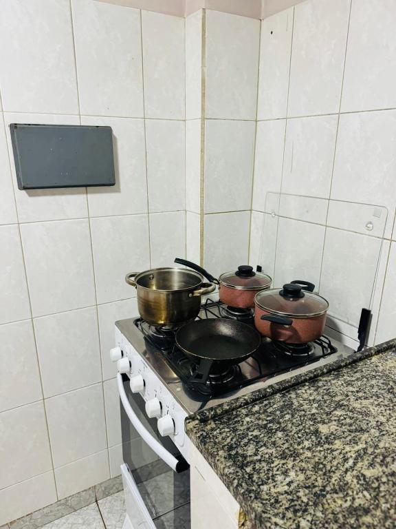 Depto dos habitaciones sobre avenida principal en Cataratas del Iguazú, con wifi - 4