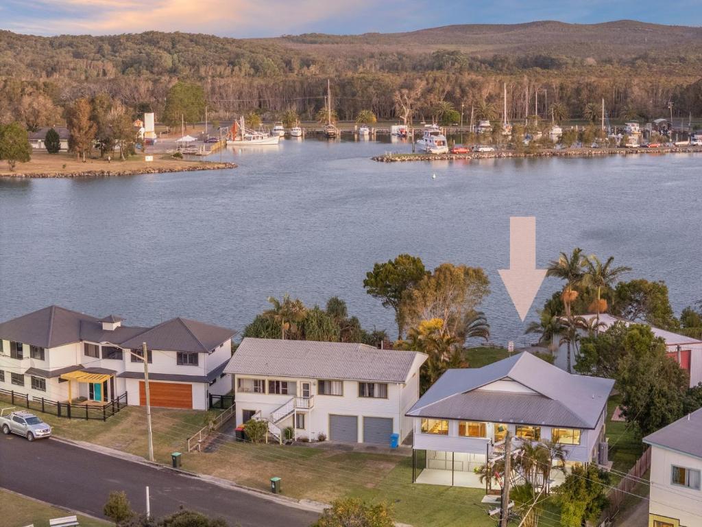 Harbour View - 5 McDonald Place, Evans Head