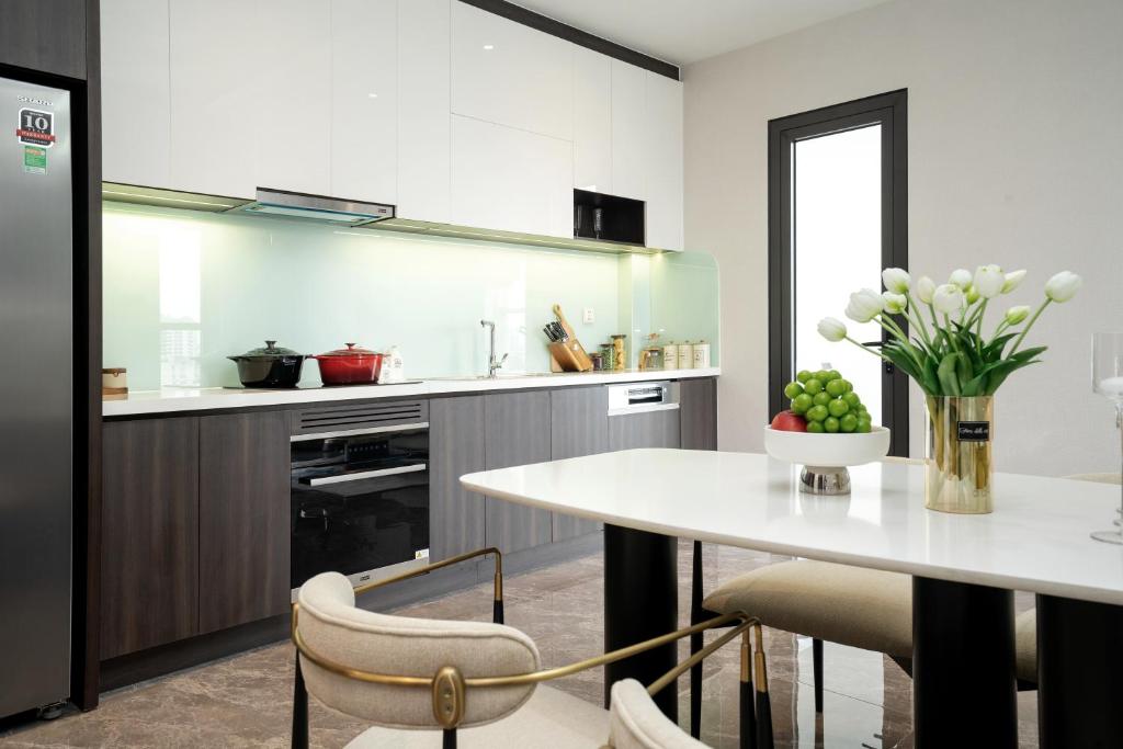 The Gloria Serviced Apartment by Silk Path