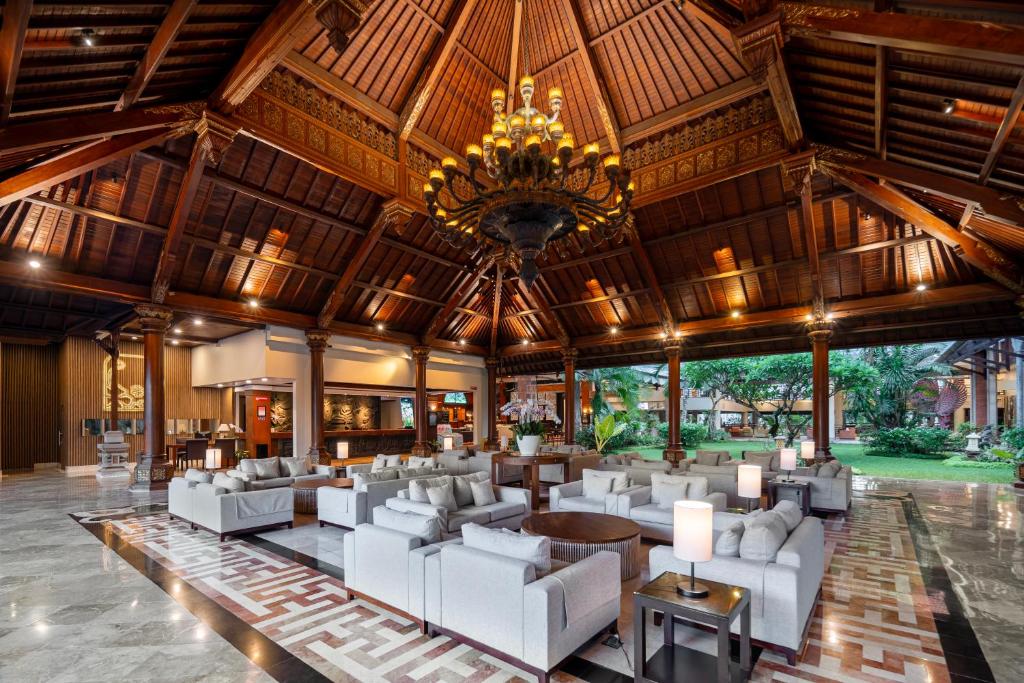プライム プラザ ホテル サヌール バリ (Prime Plaza Hotel Sanur - Bali) フロント・ロビー
