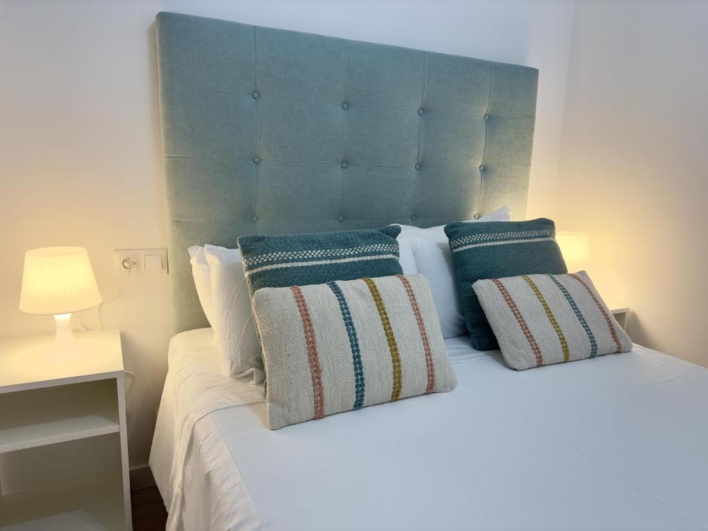Torremolinos Cozy Apartment - 4