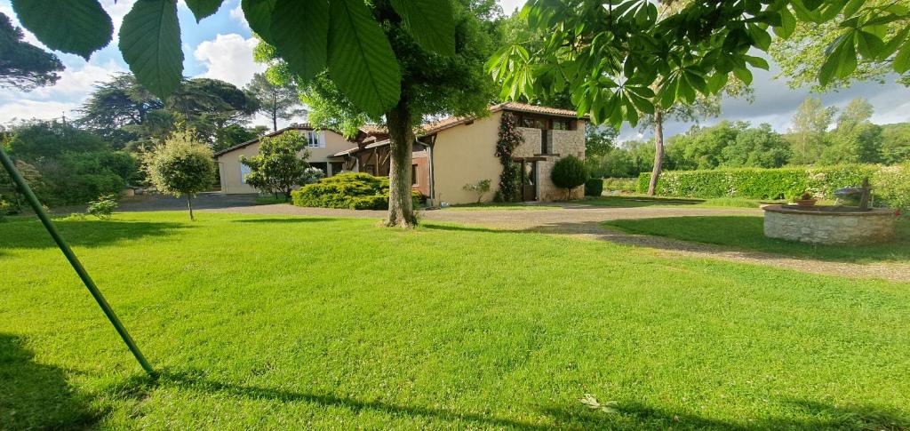 Gite L'Etable d'en Naoua, Maubec