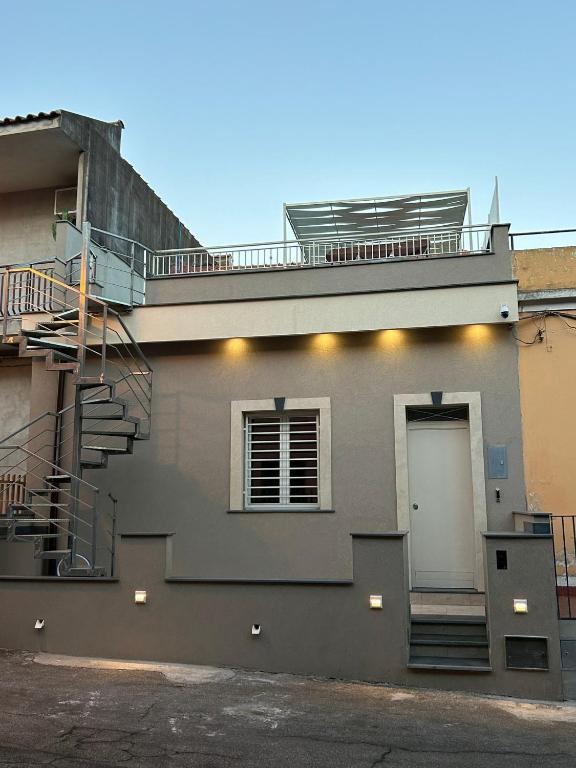 Relax Room, Santa Tecla