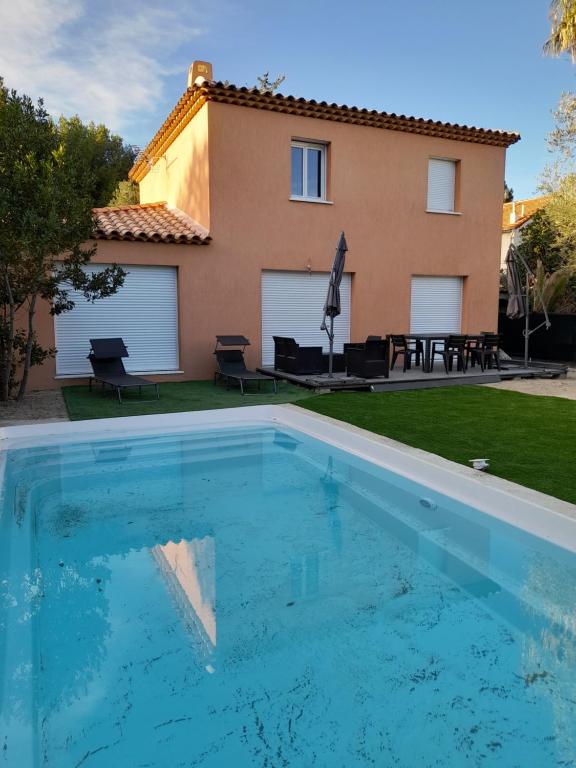 lescinq83, La Seyne-sur-Mer