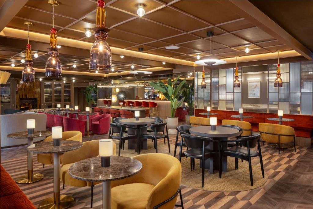 Bar/lounge