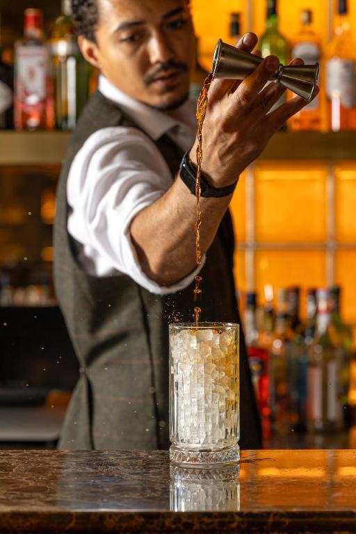 Bar/lounge