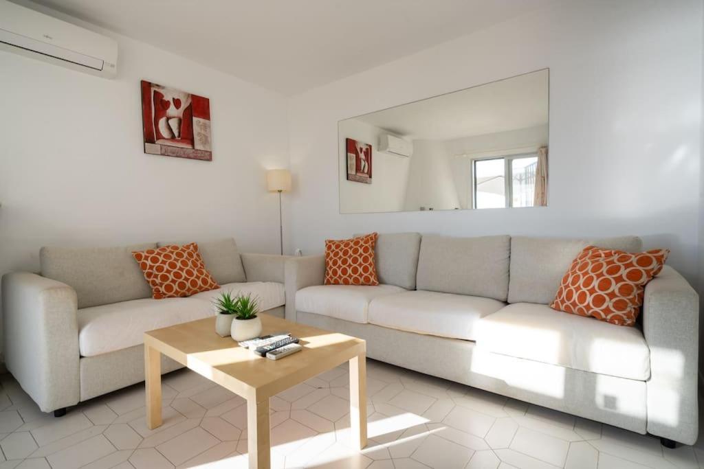 YOUR GEM BY THE SEA - 2 Bedroom house - 5