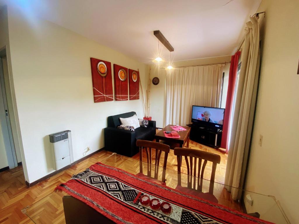 Pampa Downtown Lodge - 2