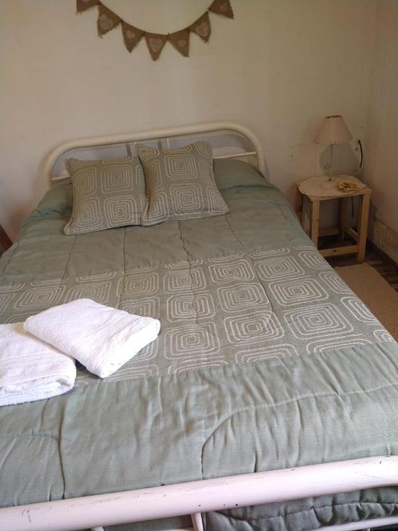 Monoambiente con baño privado, cocina, heladera y cochera en Pueblo Belgrano - 2