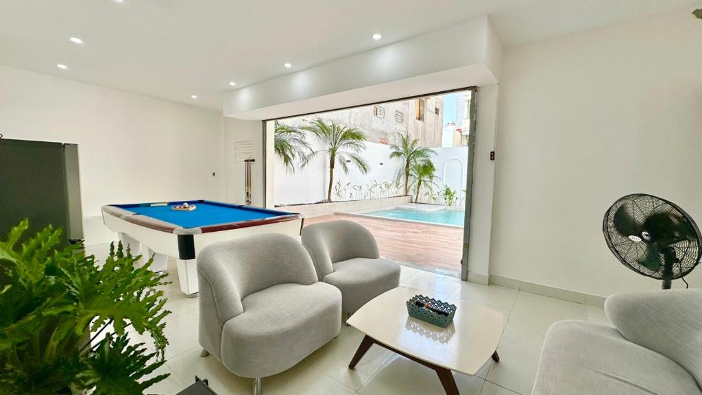 向日葵别墅-翠云街45-1号-距白骚海滩100米 (Sunflower Villa, 45/1 Thuy Van Street, 100m from Bai Sau)