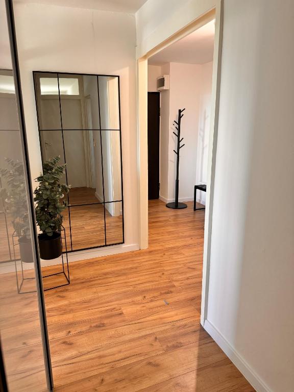 High-Floor Apartment, Free Parking - 3