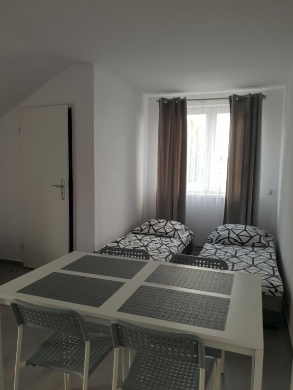 Noclegi u Reni, Piotrowice