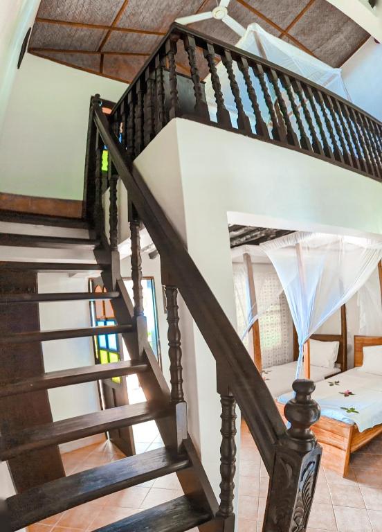 Mnarani Beach Cottages