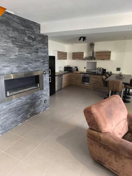 chez Julien, Chavot-Courcourt