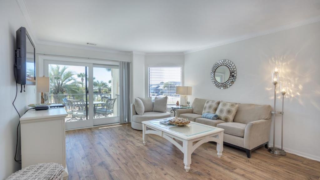 Beachfront, Pool, Open Layout, Hilton Head Island