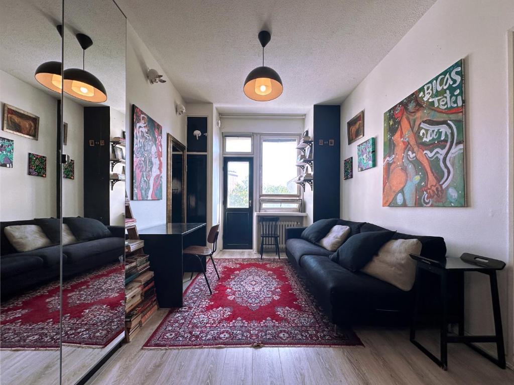 Artistic Kallio apartment, Helsinky