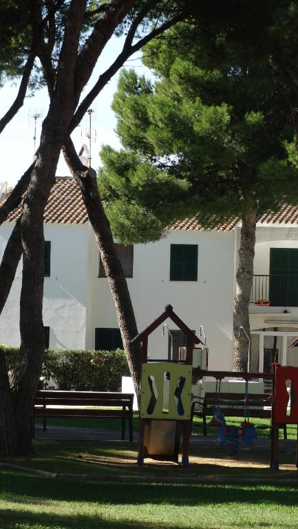 Apartamentos Las Brisas I & II — Attractions for children in Cala'n Bosch, Balearic Islands