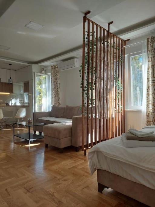 Belgrade Center&Riverside Naki - 1