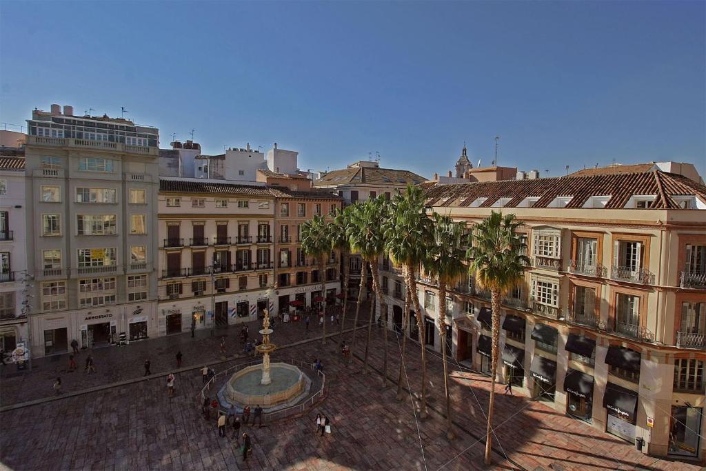 Apartamentos Plaza Constitucion - Larios photo