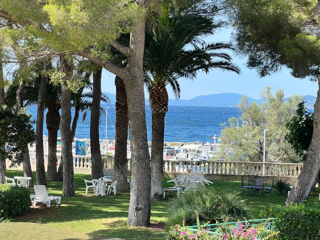 Duplex T3 Boulouris Pieds dans l eau - 2