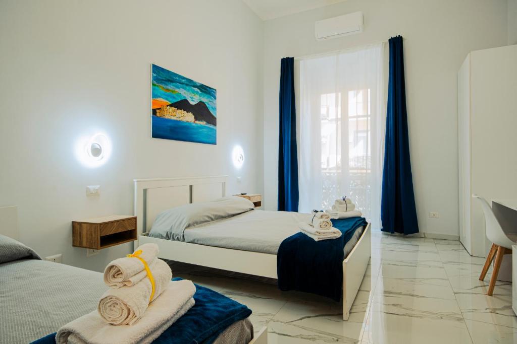 Parva Domus 163, Neapol