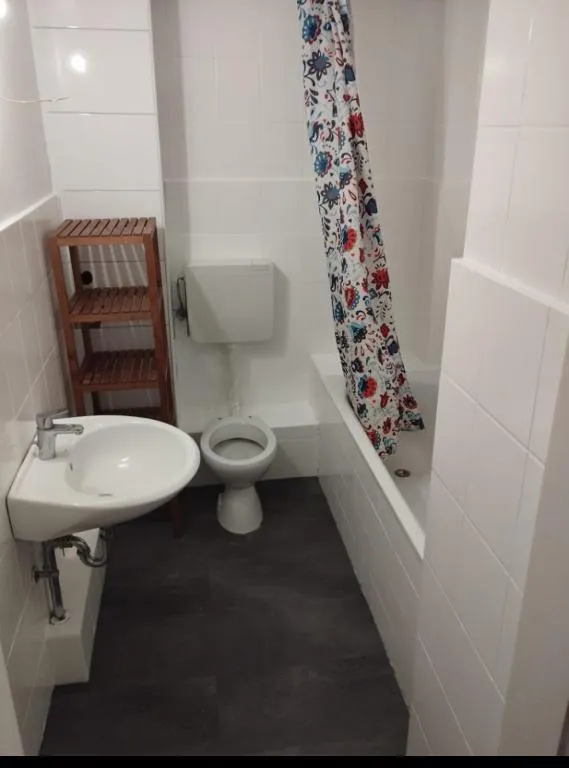 Zimmer in Sülz in einer Wohnung, Hotel in Köln