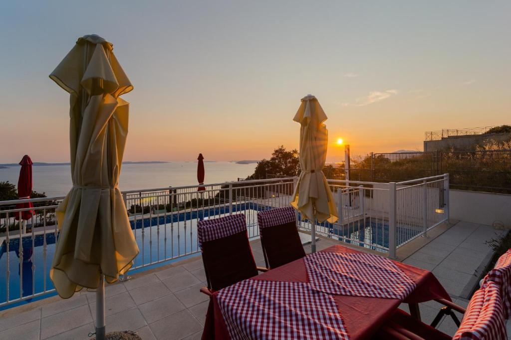 Kuća za odmor R&A, Podstrana