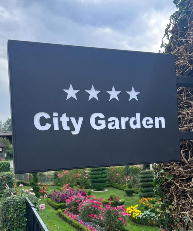 City Garden - 4