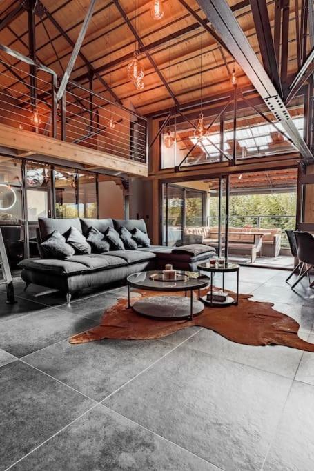 La Limonaderie, Loft avec Jacuzzi, Pont-a-Mousson