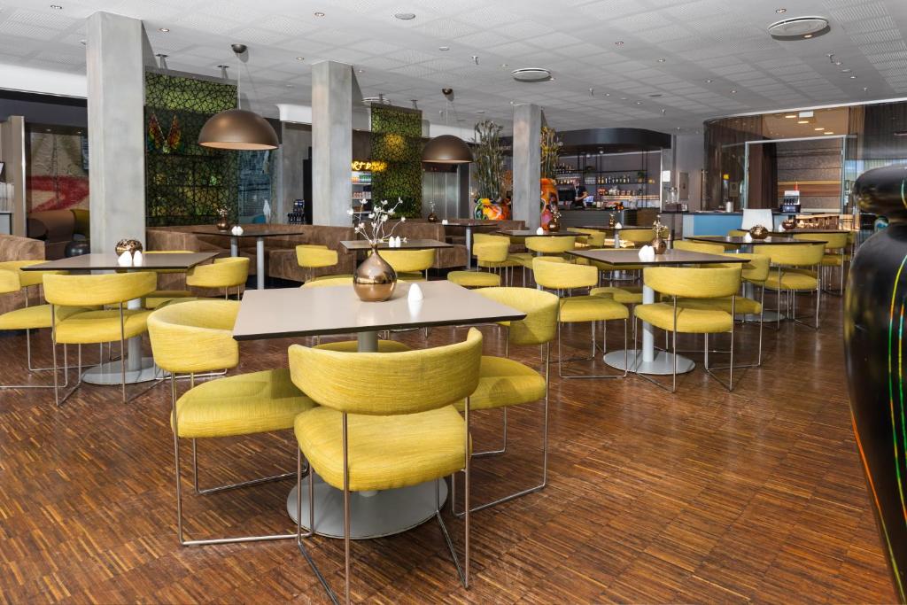 フロント・ロビー