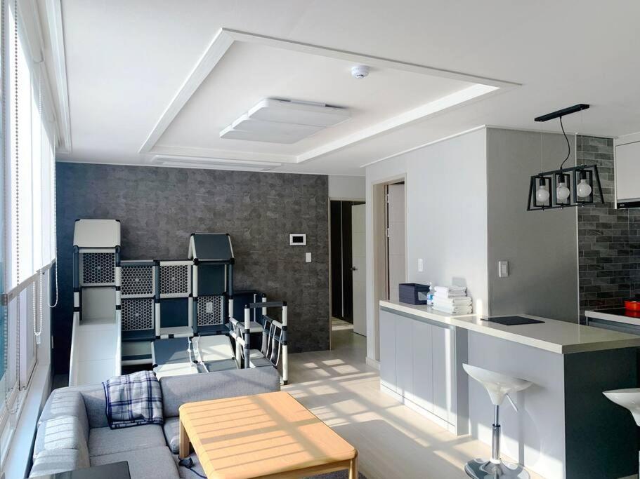 Playground 7 - Kid Jungle Gym, Oceanview, Parking lot, Pusan