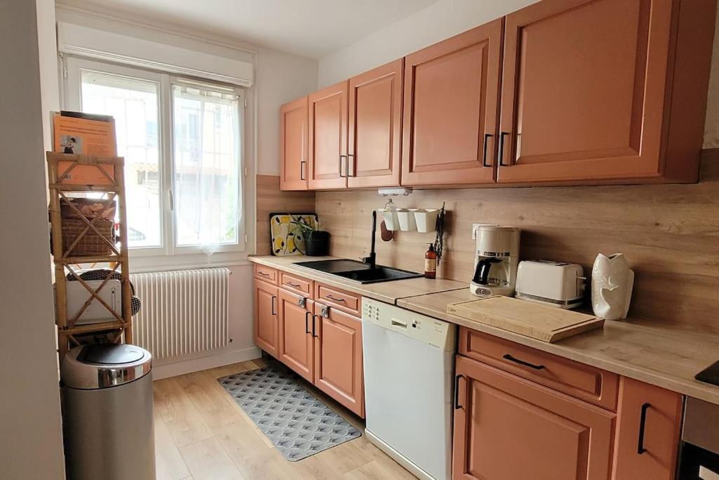 La petite maison rose au centre d'Albi up to 25 OFF Book Now