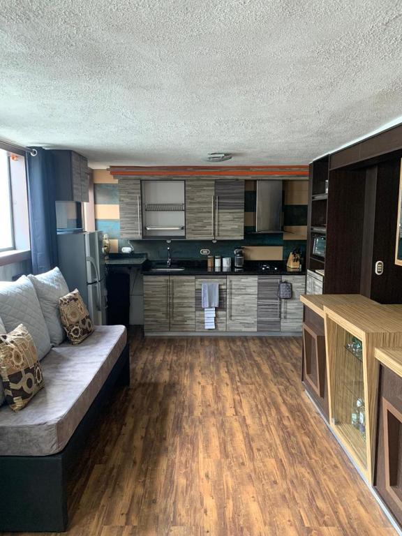 Apartamentos aledaños cerca a Estación Metro Estadio - 2