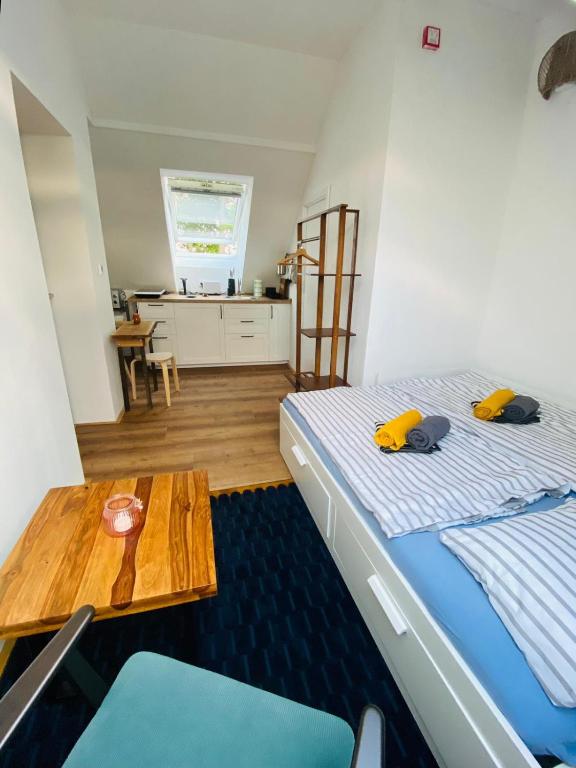 Apartmán U Hvězdáře의 아늑한 외관과 정원
